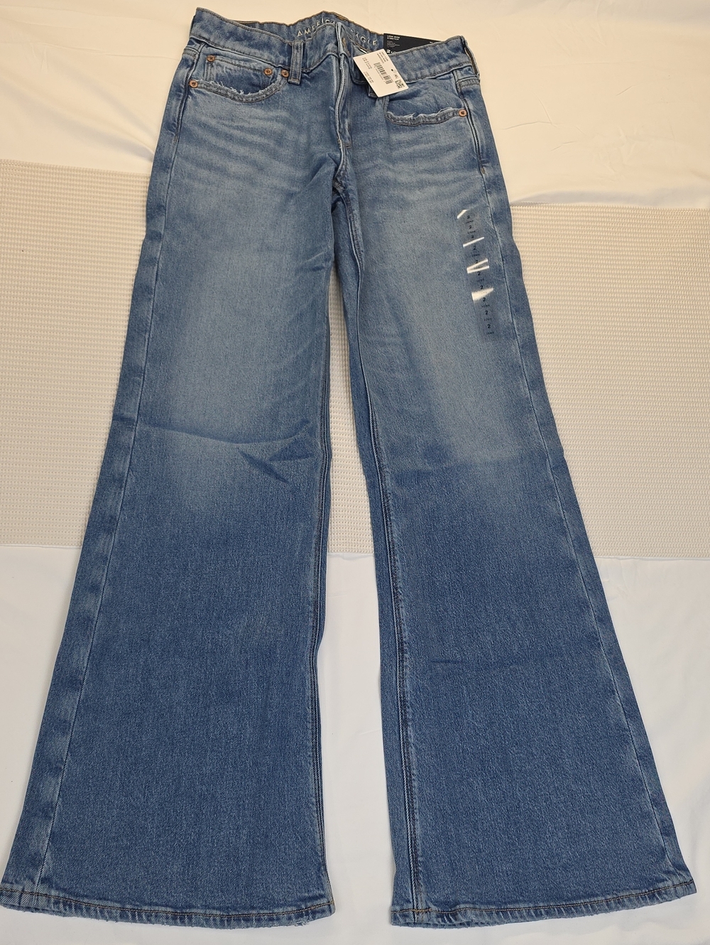 American Eagle Classic Blue Wide-Leg Women's Jeans 2 Long 26W